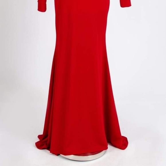 Lady in Red - Picture 2 of 2